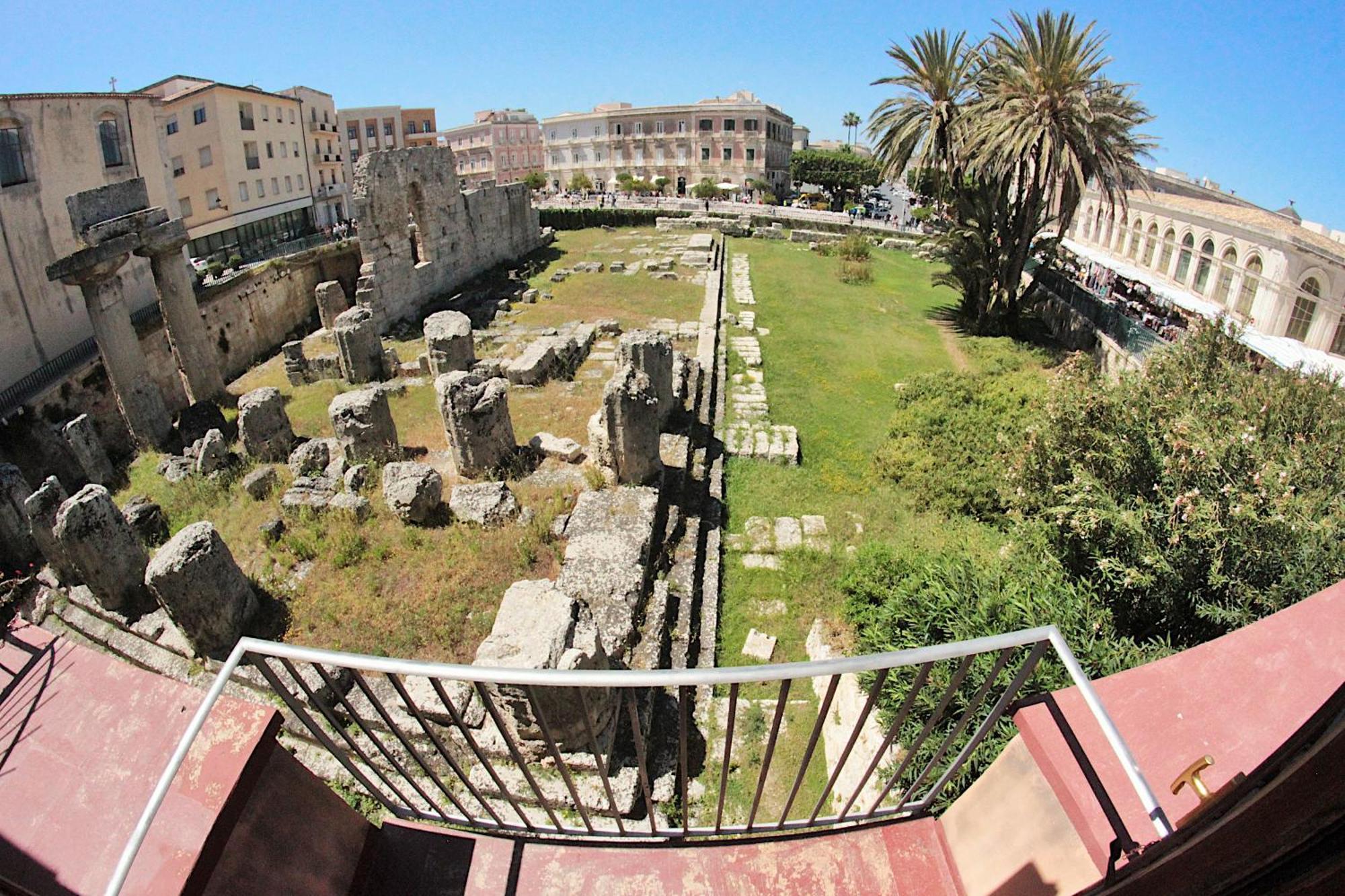 Apollonion Hh Above Apollo'S Temple Ortygia Apartment Syracuse Ngoại thất bức ảnh